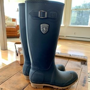 KAMIK JENNIFER RAIN BOOT Size 9 EUC Navy Blue